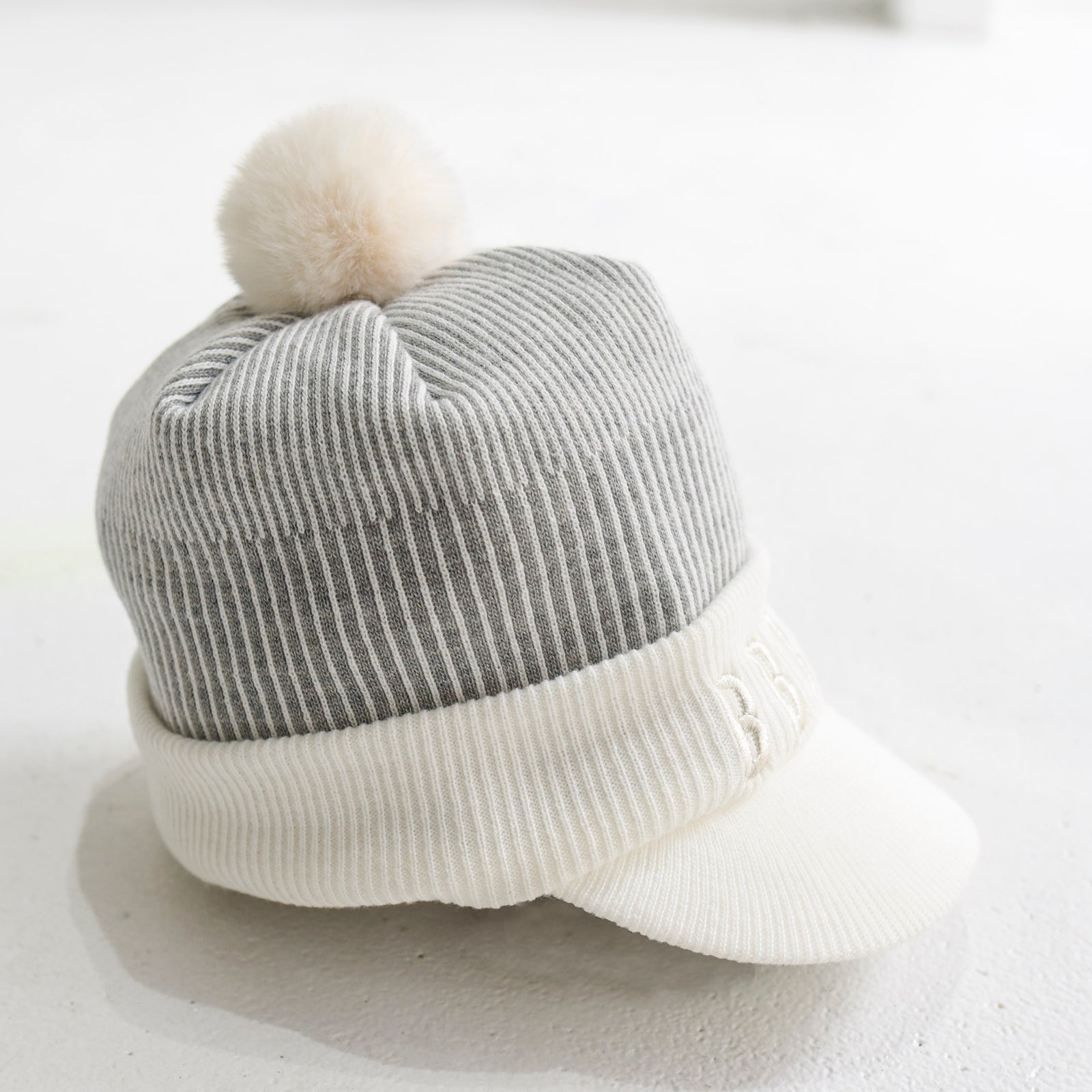 Knit Visor POM BEANIE（A0-0104-11） – BBCO