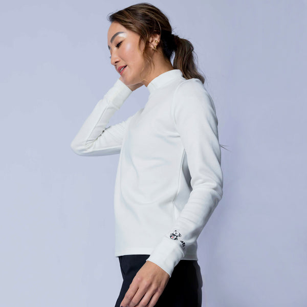 WOMEN’S  BBCO BACK PRINT LONG SLEEVE(MOCK NECK)｜White（A0-1530-11）